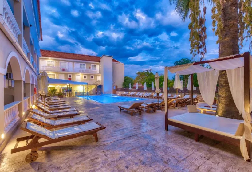 Hotel Natalie *** – Görögország / Zakynthos / Laganas