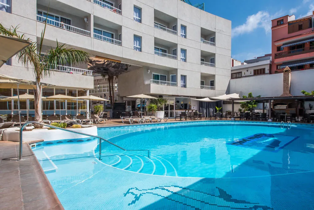 Vigilia Park Tenerife – apartmanhotel Los Gigantes közelében
