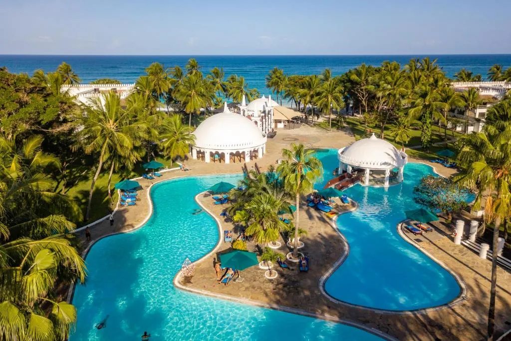 Diamonds Leisure Beach & Golf Resort*****, AI – Kenya / Mombasa tengerpart / Déli rész (Diani Beach) utazási ajánlat