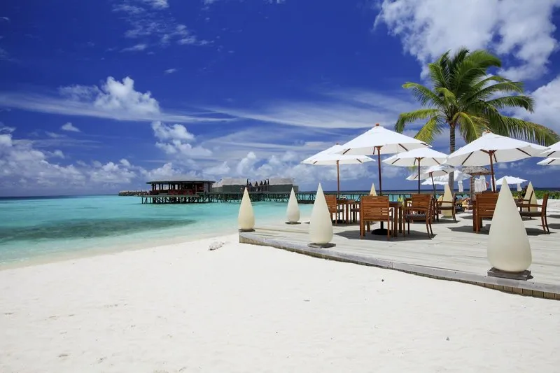 Centara Ras Fushi Resort & Spa Maldives – tengerparti és vízi villás pihenés – galériakép 7