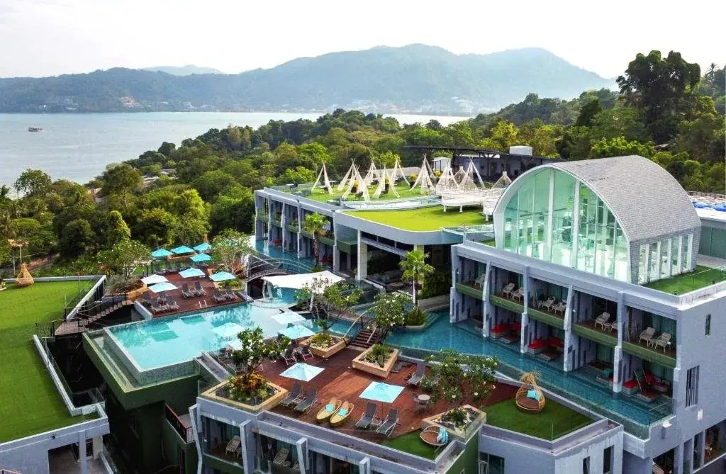 Crest Resort & Pool Villas Phuket szálloda Thaiföld, Phuket